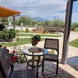 Appartamento Lani Luxury, Qeparo